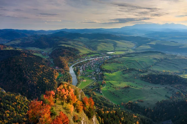 Het Herfstlandschap Van Pieniny Mountains Polen — Stockfoto