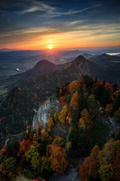 Gyönyörű Naplemente Pieniny Hegységben Ősszel Lengyelország — Stock Fotó