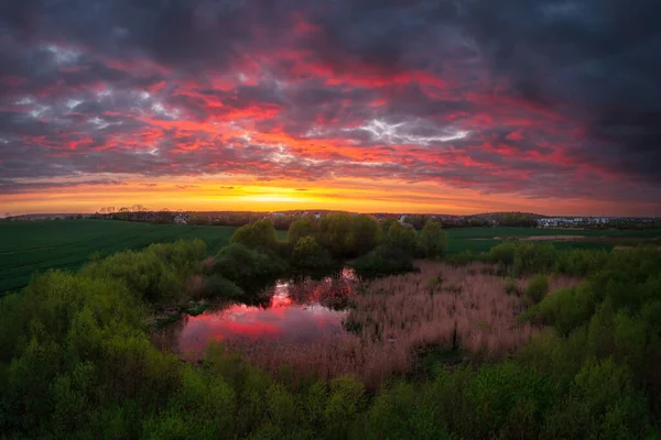 Úžasný Západ Slunce Nad Jarními Poli Rotmanky Polsko — Stock fotografie