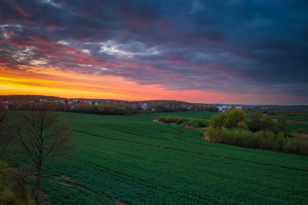 Fantastisk Solnedgång Över Vårfälten Rotmanka Polen — Stockfoto
