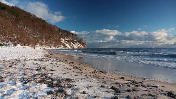 Piękny Krajobraz Klifu Gdyni Orowo Śnieżnej Zimie Morze Bałtyckie Polska — Wideo stockowe