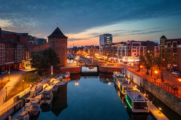 Ciudad Principal Gdansk Por Río Motlawa Atardecer Polonia — Foto de Stock