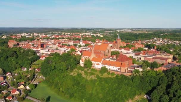 ポーランドのチェルムノ旧市街の美しい建築 — ストック動画