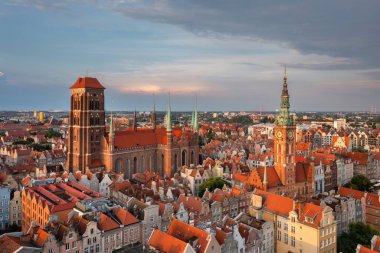 Yazın ana şehir Gdansk 'ın güzel mimarisi, Polonya