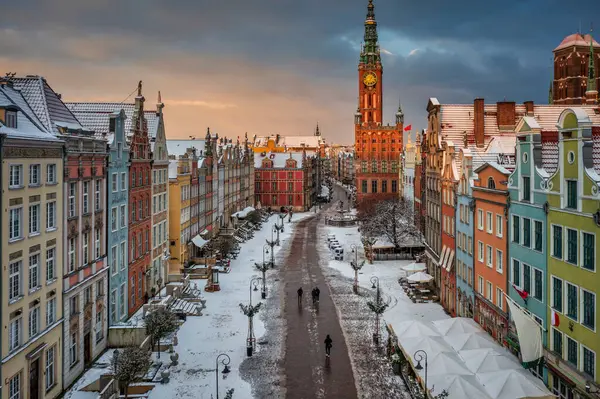 Wschód Słońca Historycznym Centrum Gdańska Zimą Polska — Zdjęcie stockowe