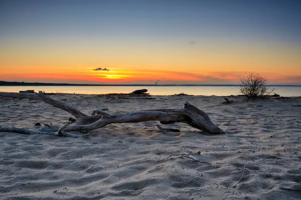 Una Hermosa Puesta Sol Playa Isla Sobieszewo Mar Báltico Primavera Imagen De Stock