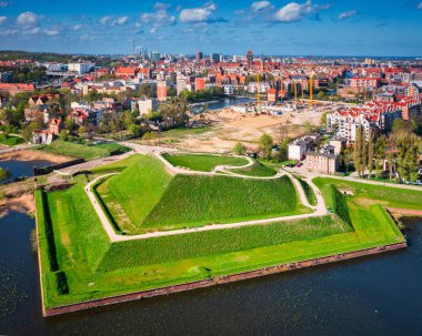 Bizon kalesi, onarım sonrası 17. yüzyıl Gdansk tahkimatı. Polonya