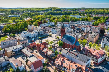Kashubian Gölü Bölgesi, Pomerania 'daki Kartuzy şehir merkezi. Polonya
