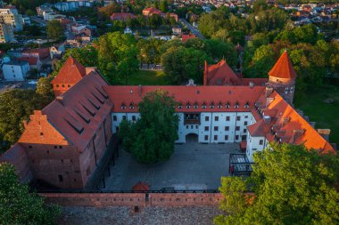 Bytow 'daki Töton Kalesi' nin hava manzarası, Pomeranya Dükleri için eski bir kale. Polonya