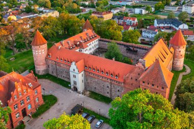 Bytow 'daki Töton Kalesi' nin hava manzarası, Pomeranya Dükleri için eski bir kale. Polonya
