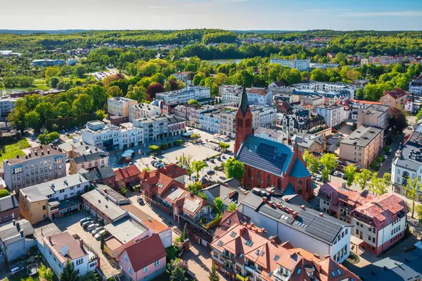 Kashubian Gölü Bölgesi, Pomerania 'daki Kartuzy şehir merkezi. Polonya
