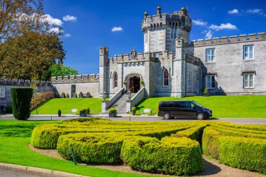 County Clare 'deki Dromoland Şatosu Bir yaz günü, İrlanda