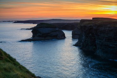 Kilkee Cliffs Sunrise, Co. Clare, İrlanda