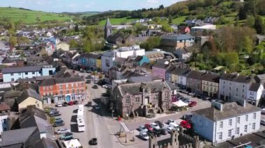 İrlanda 'nın County Cork kentindeki Macroom kasabasının mimarisi..