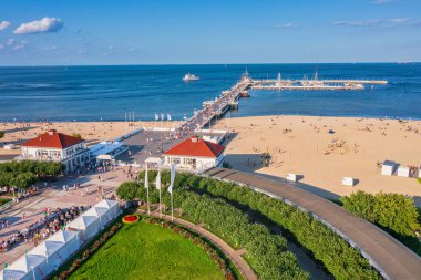 Baltık Denizi, Polonya 'da Sopot' un güzel yaz manzarası.