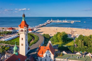 Baltık Denizi, Polonya 'da Sopot' un güzel yaz manzarası.
