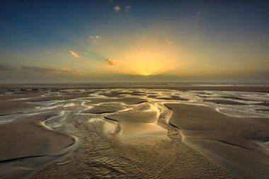 Gün batımında Blackpool sahilinin güzel manzarası. Birleşik Krallık