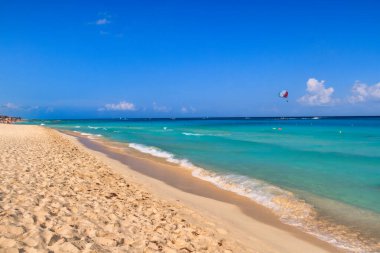 Playa del Carmen, Meksika 'daki güzel Karayip deniz Playacar Sahili.