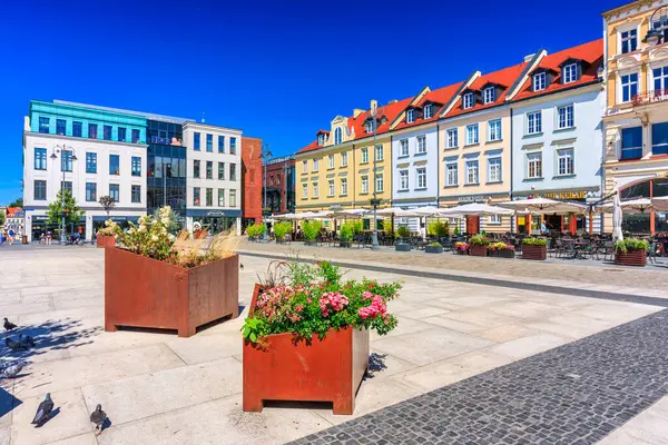 Bydgoszcz, Polonya - 20 Temmuz 2024: Bydgoszcz şehir merkezinin mimarisi.