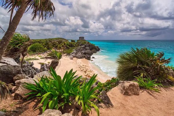 Güzel Tulum Sahili Karayip Denizi, Meksika