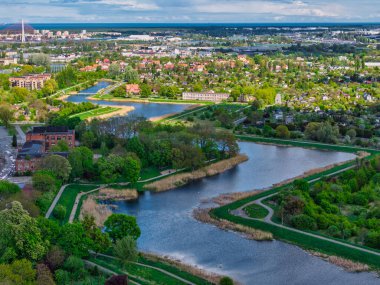 Motlawa nehri üzerinde Gdansk 'ın 17. yüzyıl tahkimatı. Polonya