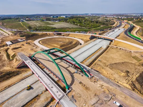 Pomerania 'daki Tricity Metropolitan çevre yolunun inşaatı. Polonya