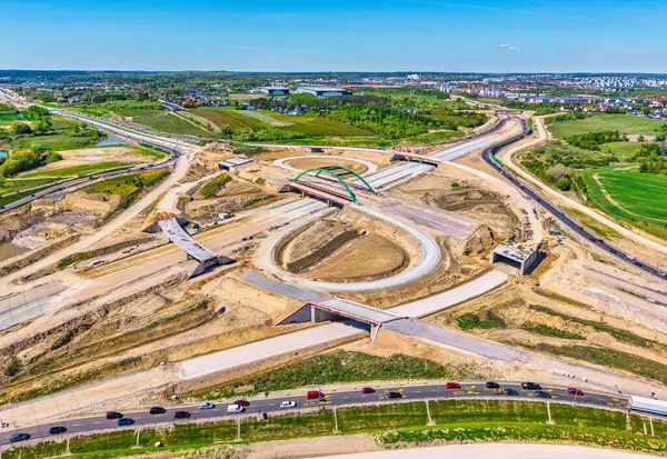 Pomerania 'daki Tricity Metropolitan çevre yolunun inşaatı. Polonya