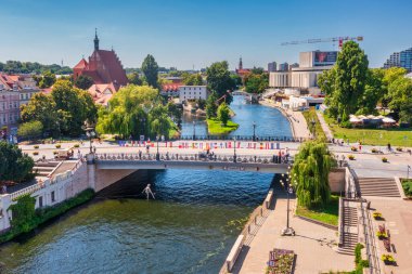 Bydgoszcz, Polonya - 20 Temmuz 2024: Bydgoszcz şehir merkezinin mimarisi.