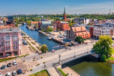 Bydgoszcz, Polonya - 20 Temmuz 2024: Bydgoszcz şehir merkezinin mimarisi.