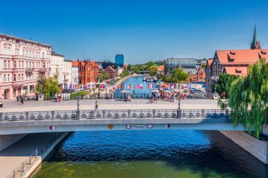 Bydgoszcz, Polonya - 20 Temmuz 2024: Bydgoszcz şehir merkezinin mimarisi.