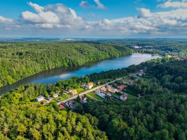Lapino 'daki Radunia Nehri, Kashubia, Polonya