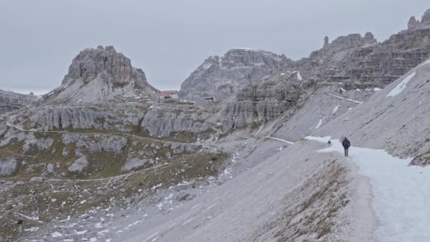 Dolomitlerin Ünlü Zirvelerinin Panoramik Manzarası Tre Cime Lavaredo Ulusal Parkı — Stok video