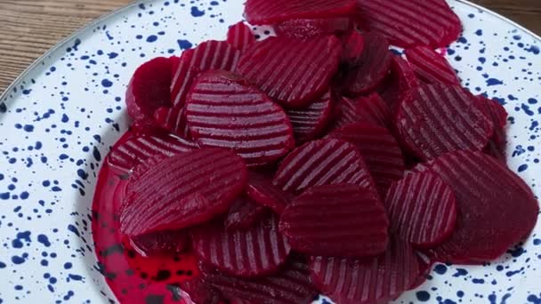 Slices Pickled Red Beets Plate — Stock Video