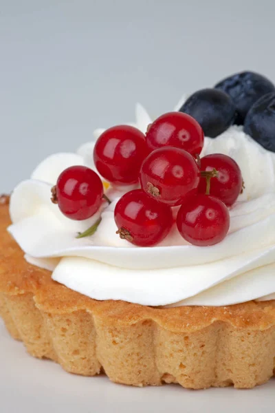 Cheesecake Berry Plato Blanco — Foto de Stock