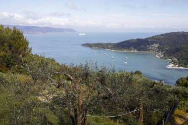 La Spezia Gulf 'un tepeden manzarası çok güzel.