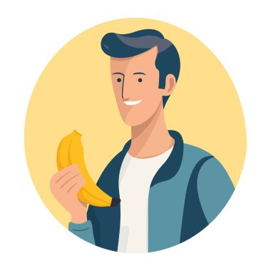 Gülümseyen adam muz tutuyor, sağlıklı beslenme ikonunun sembolü izole edilmiş.