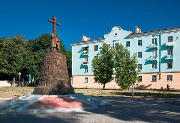 Klintsy Rússia Julho 2010 Monumento Aos Fundadores Dos Irmãos Cidade — Fotografia de Stock