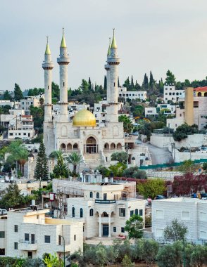 Kudüs 'ün Arap banliyösündeki Kadyrov Camii Abu Ghosh
