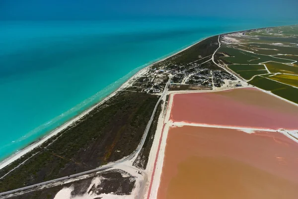 Stock image Pink lakes and ocean, nature  in Las Coloradas, Mexico