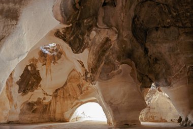 Ulusal park Beit-Guvrin 'deki çan mağaraları. İsrail
