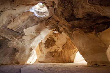 Ulusal park Beit-Guvrin 'deki çan mağaraları. İsrail