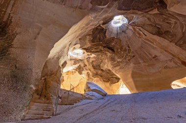 Ulusal park Beit-Guvrin 'deki çan mağaraları. İsrail
