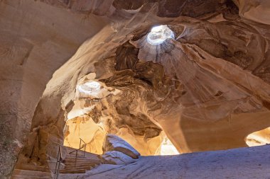 Ulusal park Beit-Guvrin 'deki çan mağaraları. İsrail