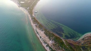 Dzharylgach adasının yazın insansız hava aracı ile çekilmiş görüntüsü. Ukrayna