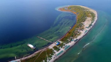 Dzharylgach adasının yazın insansız hava aracı ile çekilmiş görüntüsü. Ukrayna