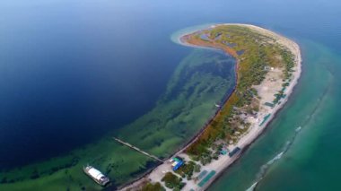 Dzharylgach adasının yazın insansız hava aracı ile çekilmiş görüntüsü. Ukrayna