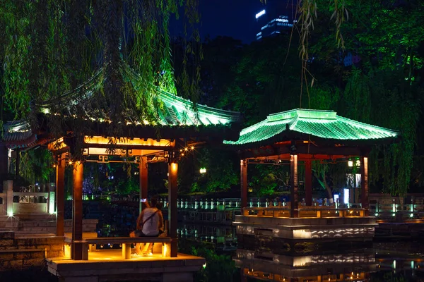 Jinan Čína Června 2023 Noční Pohled Pagodasin Krásné Zelené Světlo — Stock fotografie