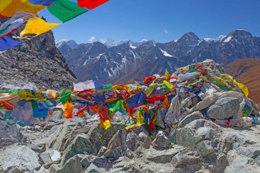 Cho La geçidinden, Gokyo göllerinden Everest Ana Kampı 'na giderken, Gokyo Gölü' nden Everest Kampı 'na giderken, Cho La Geçidi' nden,