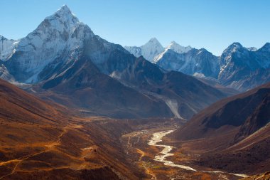 Tengboche, Everest bölgesi, Nepal çevresinde dağlar görünümü