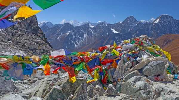 Cho La geçidinden, Gokyo göllerinden Everest Ana Kampı 'na giderken, Gokyo Gölü' nden Everest Kampı 'na giderken, Cho La Geçidi' nden,